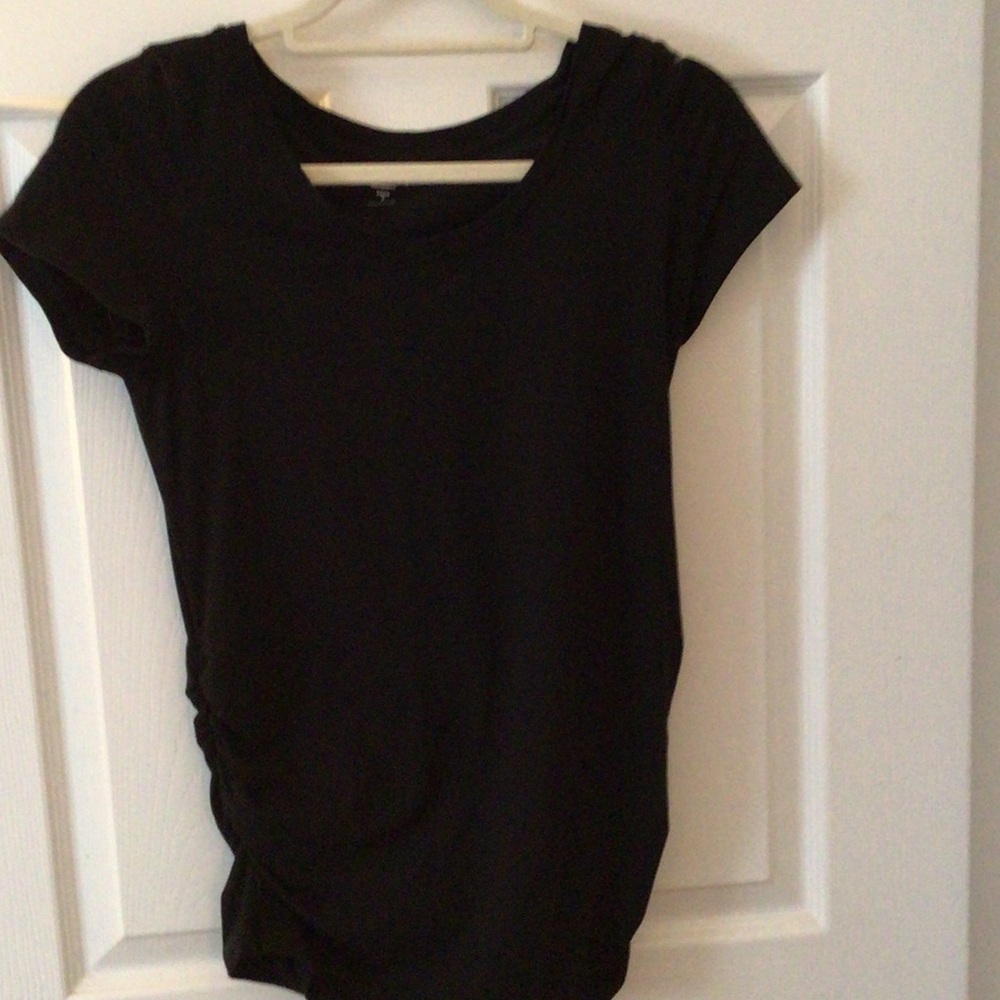 Old Navy Black Short-Sleeve Women’s Tee
